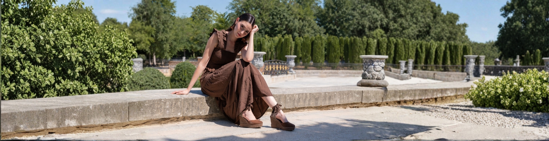 Zapatos tendencia 2026 mujer: alpargatas de cuña y sandalias de temporada primavera verano